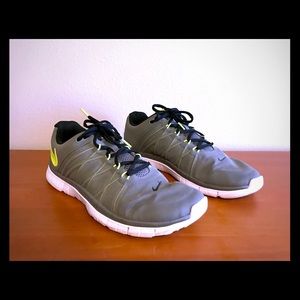 NIKE Men’s Tennis Shoes - Size 11.5